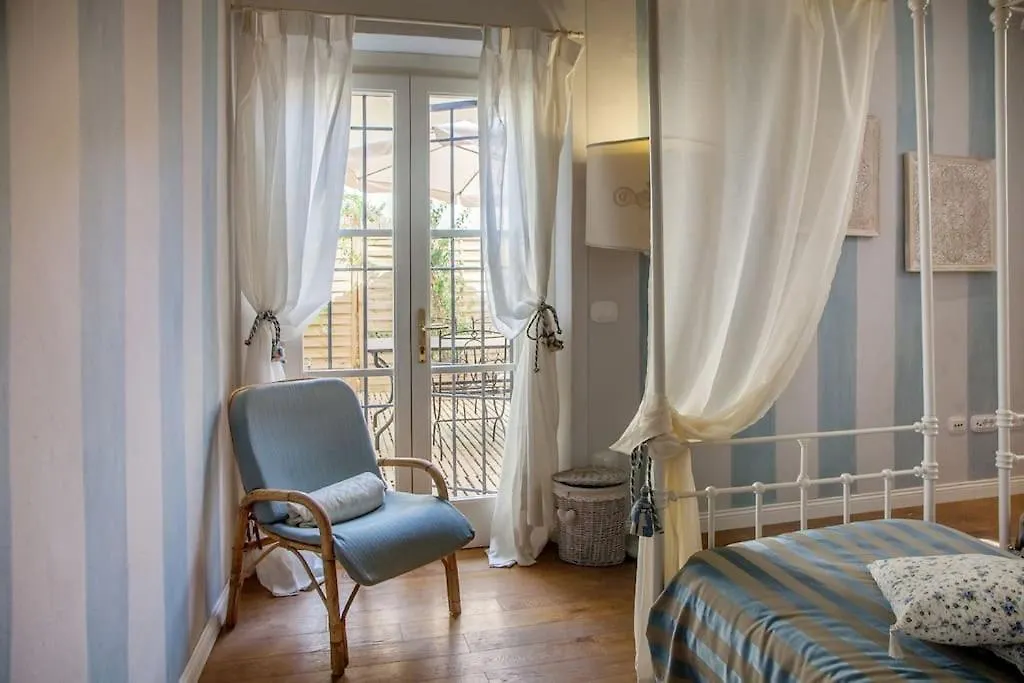 Renaissance Florence Apartment 0*,  Italy