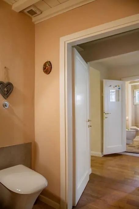 Renaissance Florence Apartment