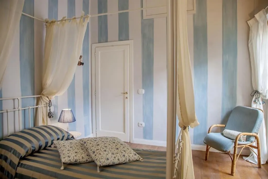 Renaissance Florence Apartment