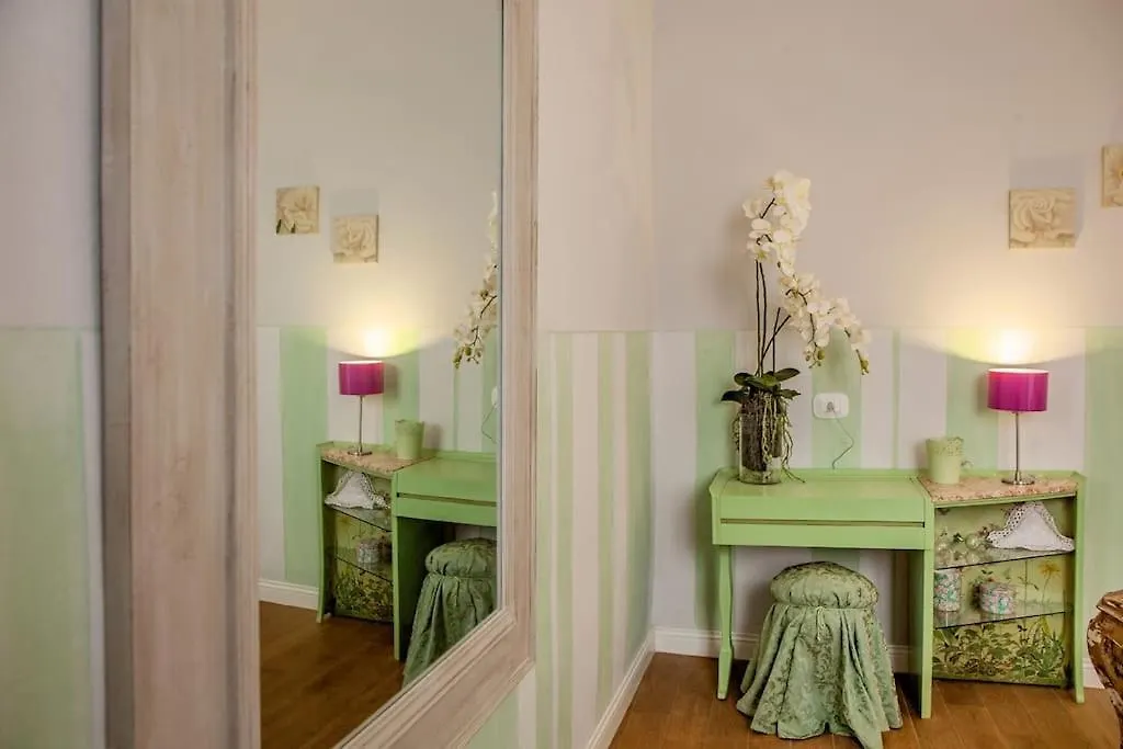 Renaissance Florence Apartment